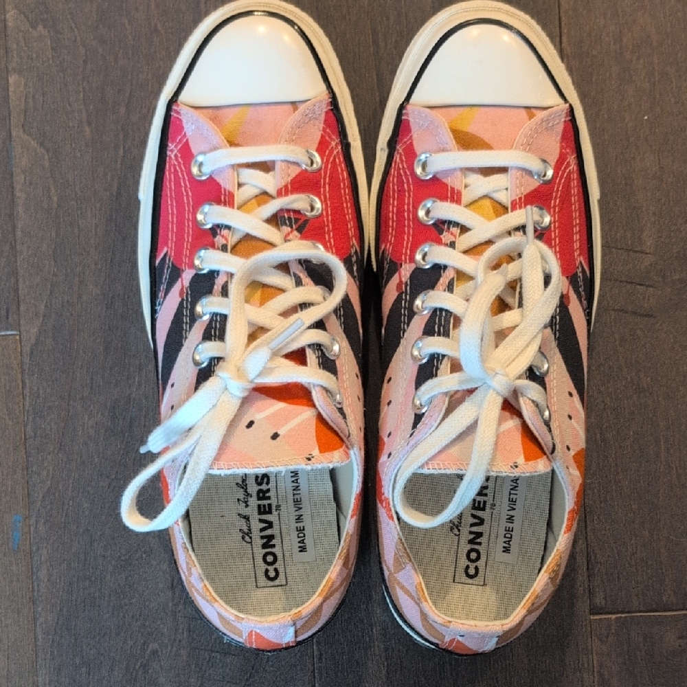 Chuck Taylor All Star Converse Canvas Sneakers athletic shoes women 9 568376C